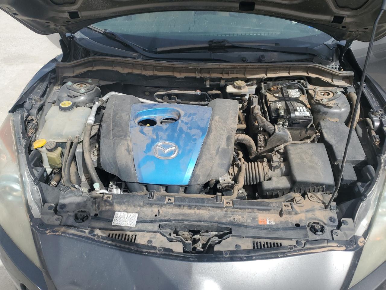 2012 Mazda 3 - Image 11