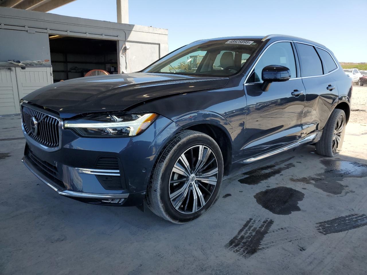 West Palm Beach, FL에서 판매 중인 2022 Volvo Xc60 B5 Inscription - Side