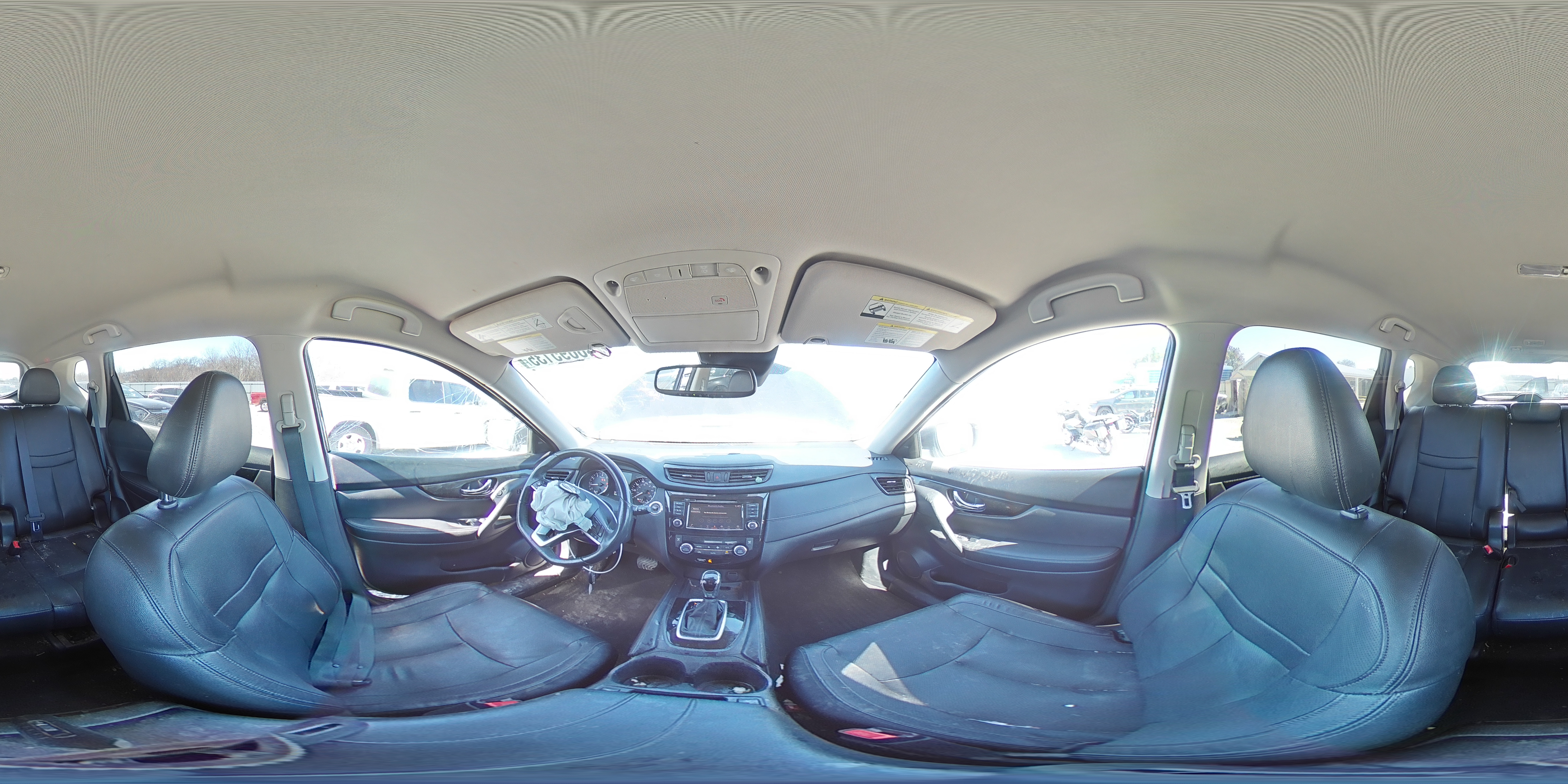 2018 Nissan Rogue - Image 14