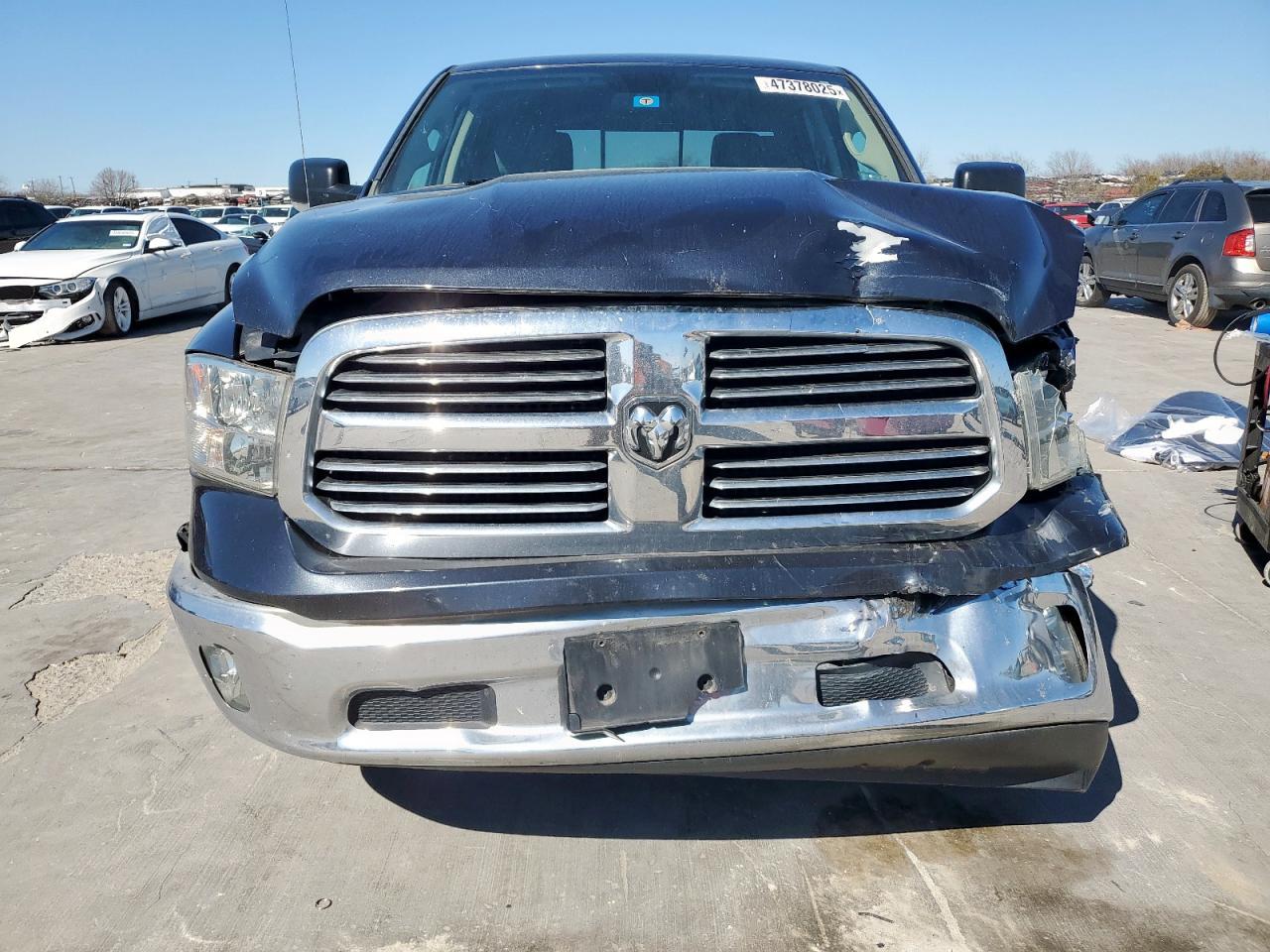 2015 RAM 1500 - Image 5