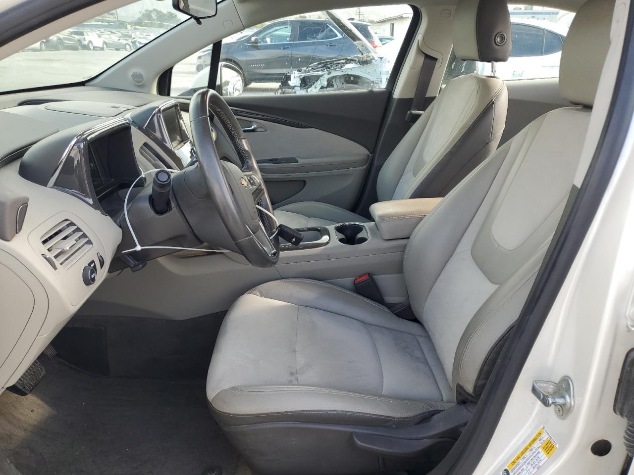2013 Chevrolet Volt - Image 7