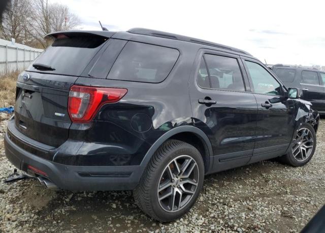  FORD EXPLORER 2018 Czarny