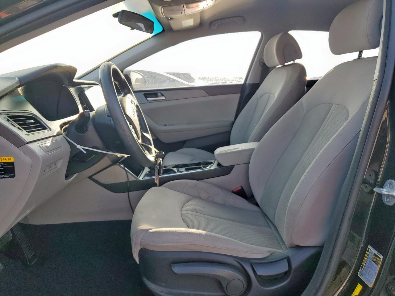 2015 Hyundai Sonata - Image 7