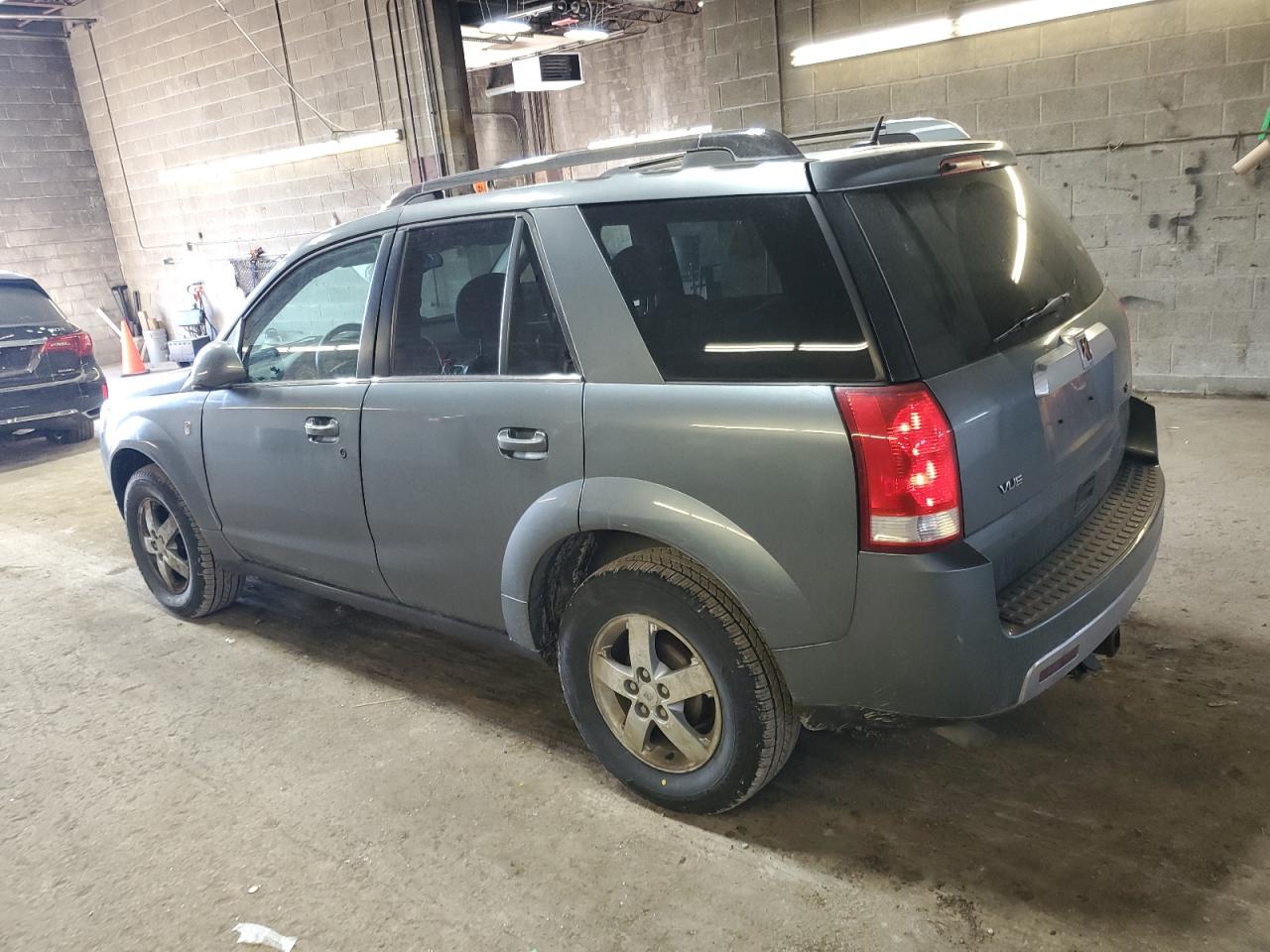 2007 Saturn VUE - Image 2