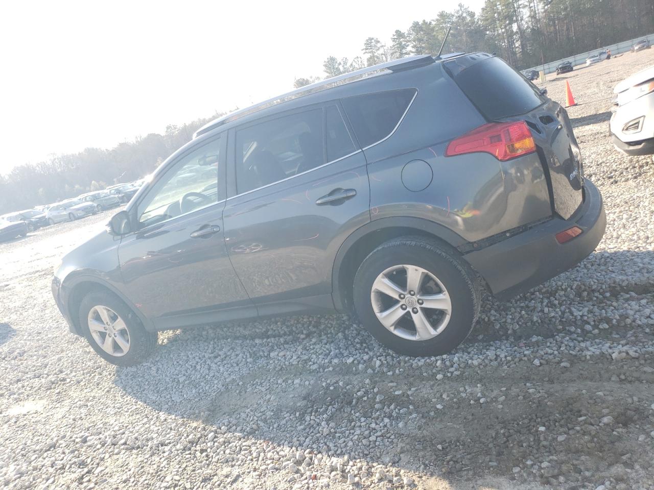 2014 Toyota RAV 4 - Image 2