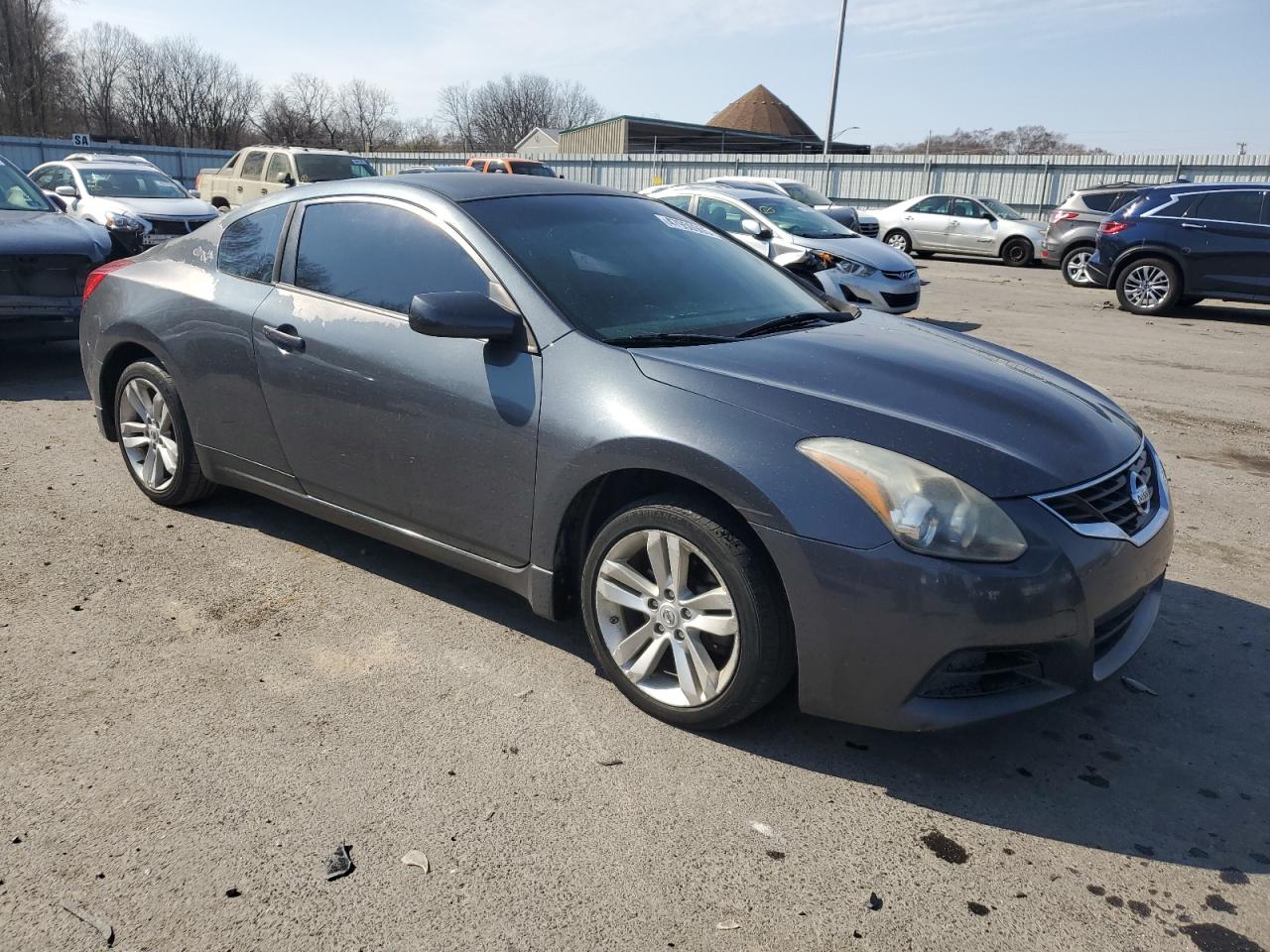 2011 Nissan Altima - Image 4