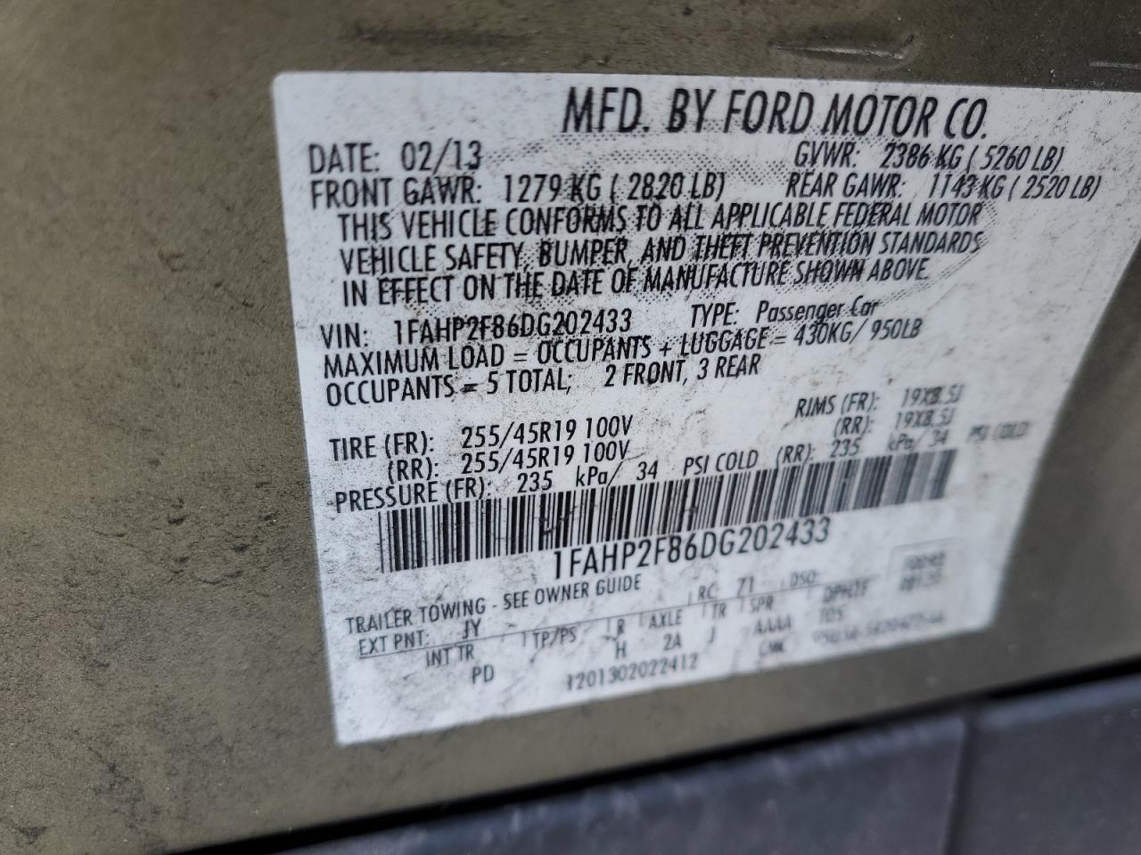 2013 Ford Taurus - Image 12