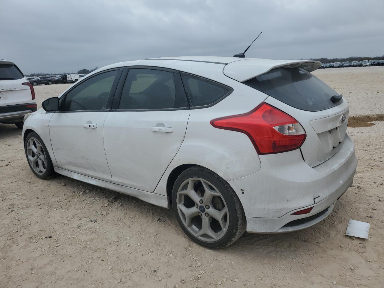 2014 Ford Focus - Image 2