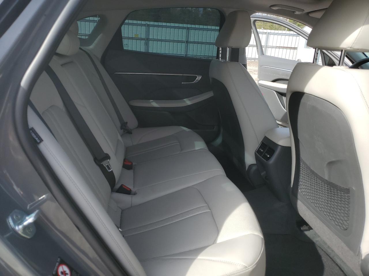 2022 Hyundai Sonata - Image 10