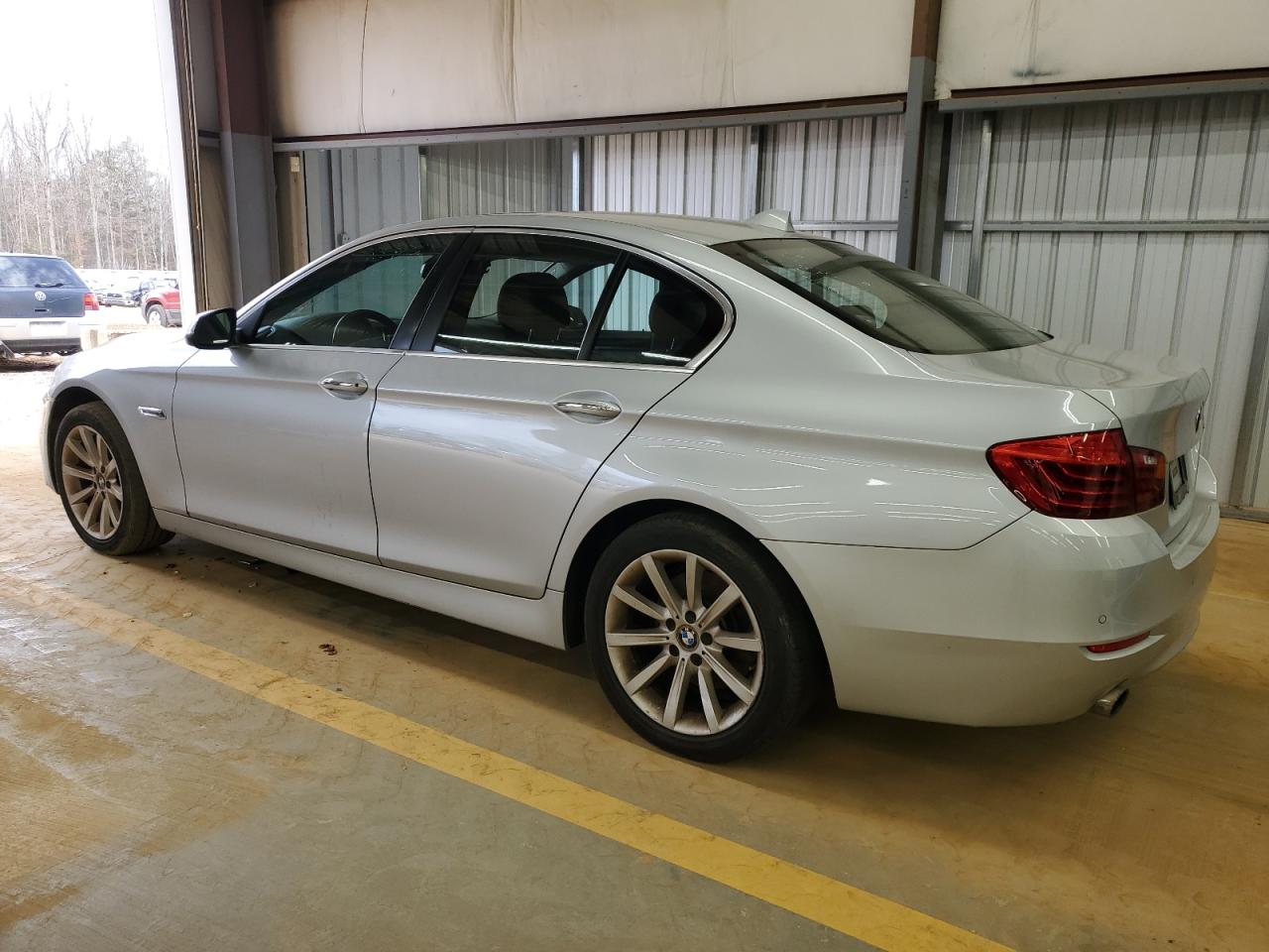 2015 BMW 5er - Image 2