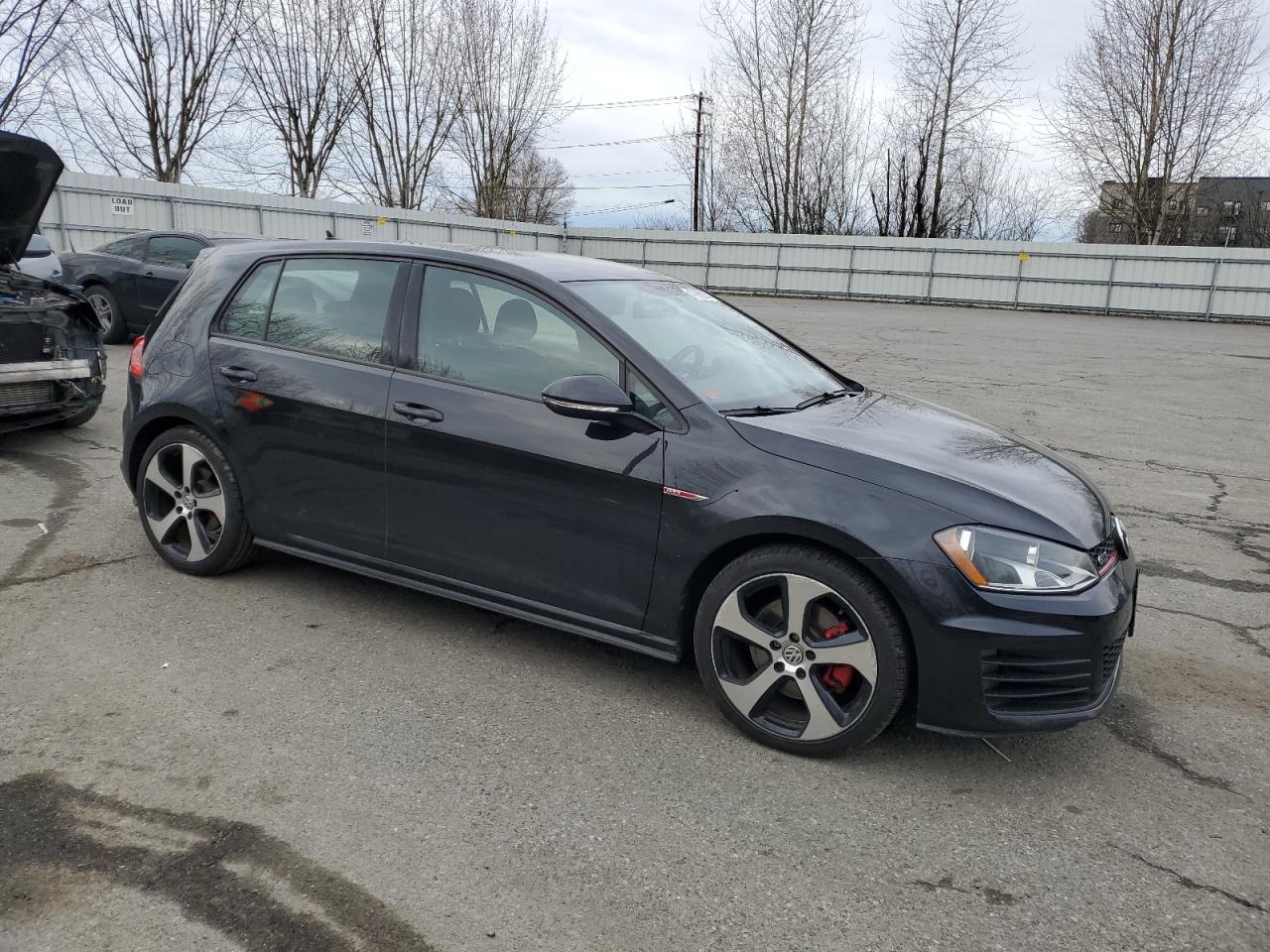 2015 Volkswagen GTI - Image 4