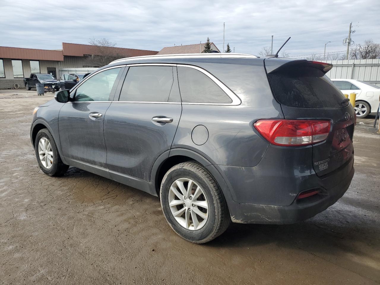2017 Kia Sorento - Image 2