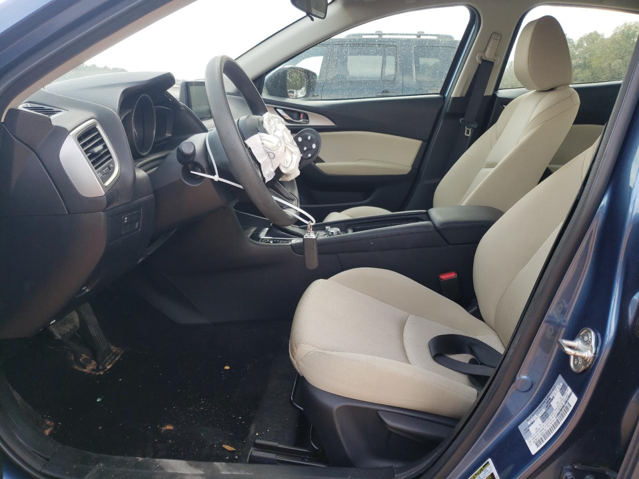 2018 Mazda 3 - Image 7
