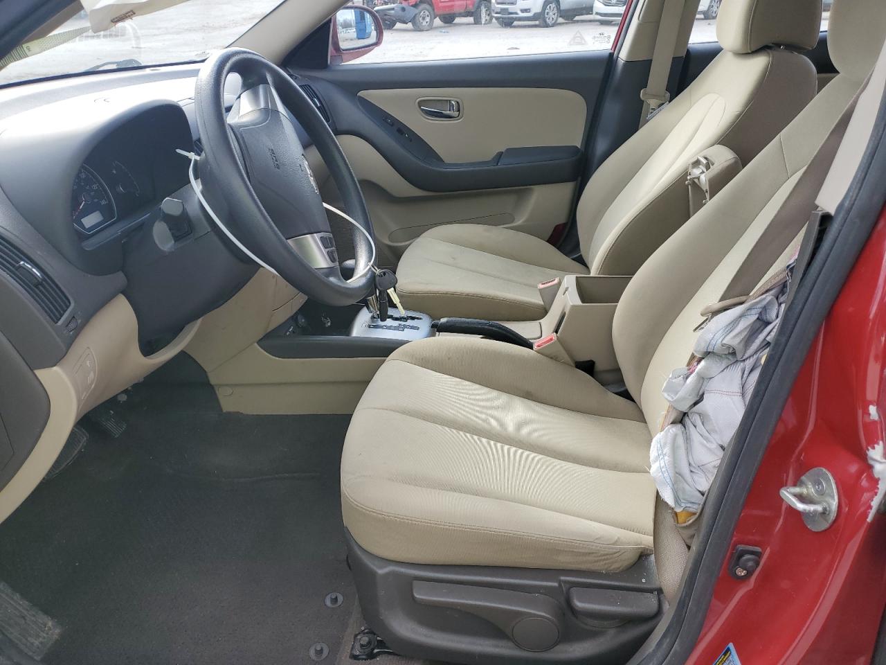 2010 Hyundai Elantra - Image 7