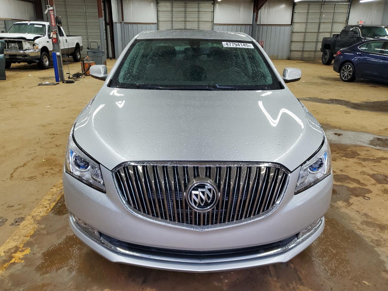 2016 Buick LaCrosse - Image 5