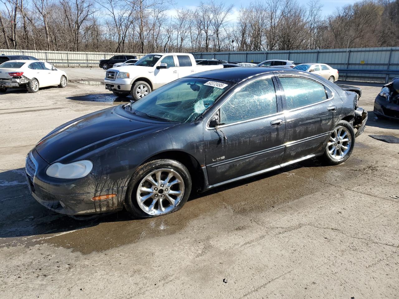 Ellwood City, PA에서 판매 중인 2000 Chrysler Lhs - All Over