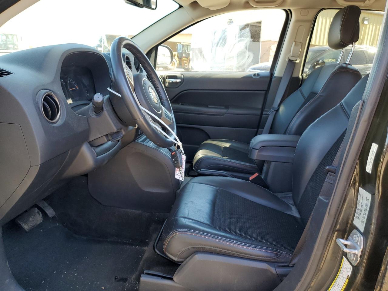 2016 Jeep Compass - Image 7