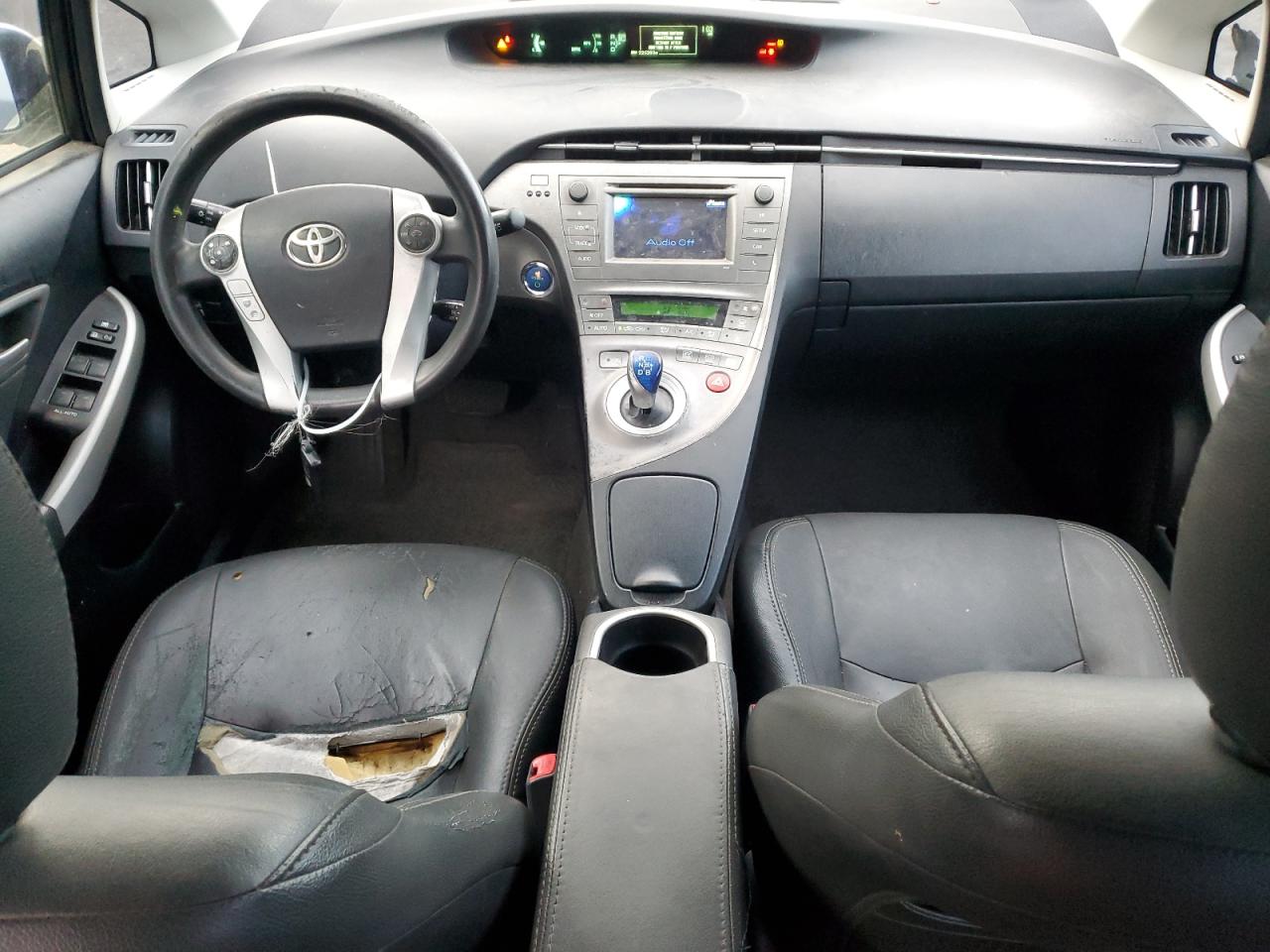 2012 Toyota Prius - Image 8