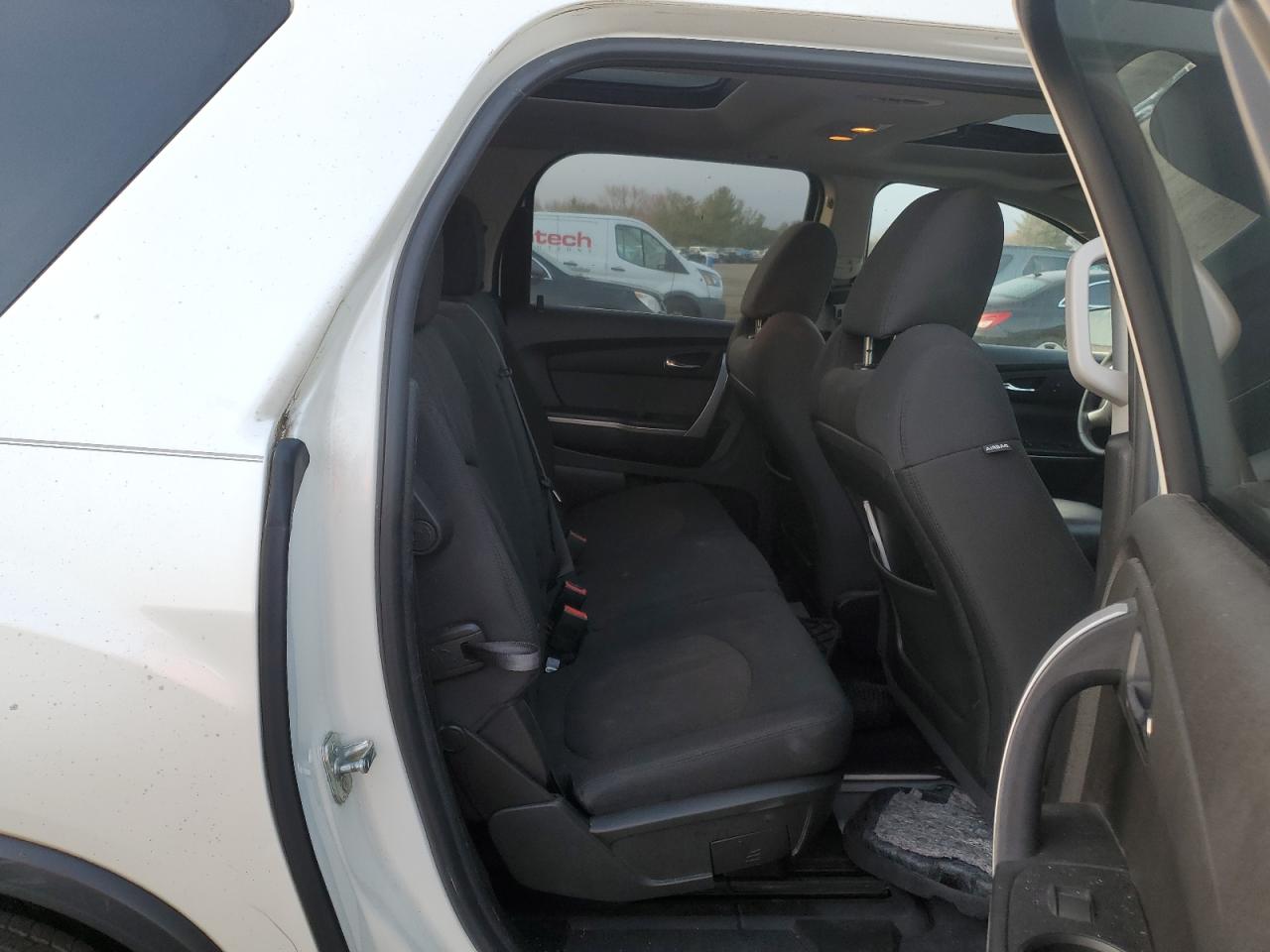 2012 GMC Acadia - Image 11