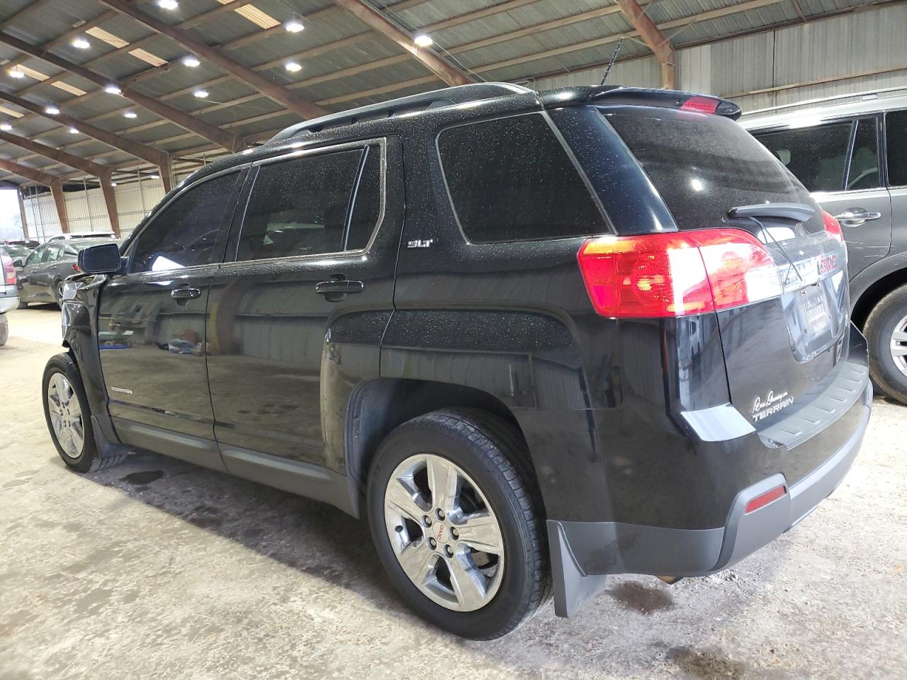 2015 GMC Terrain - Image 2
