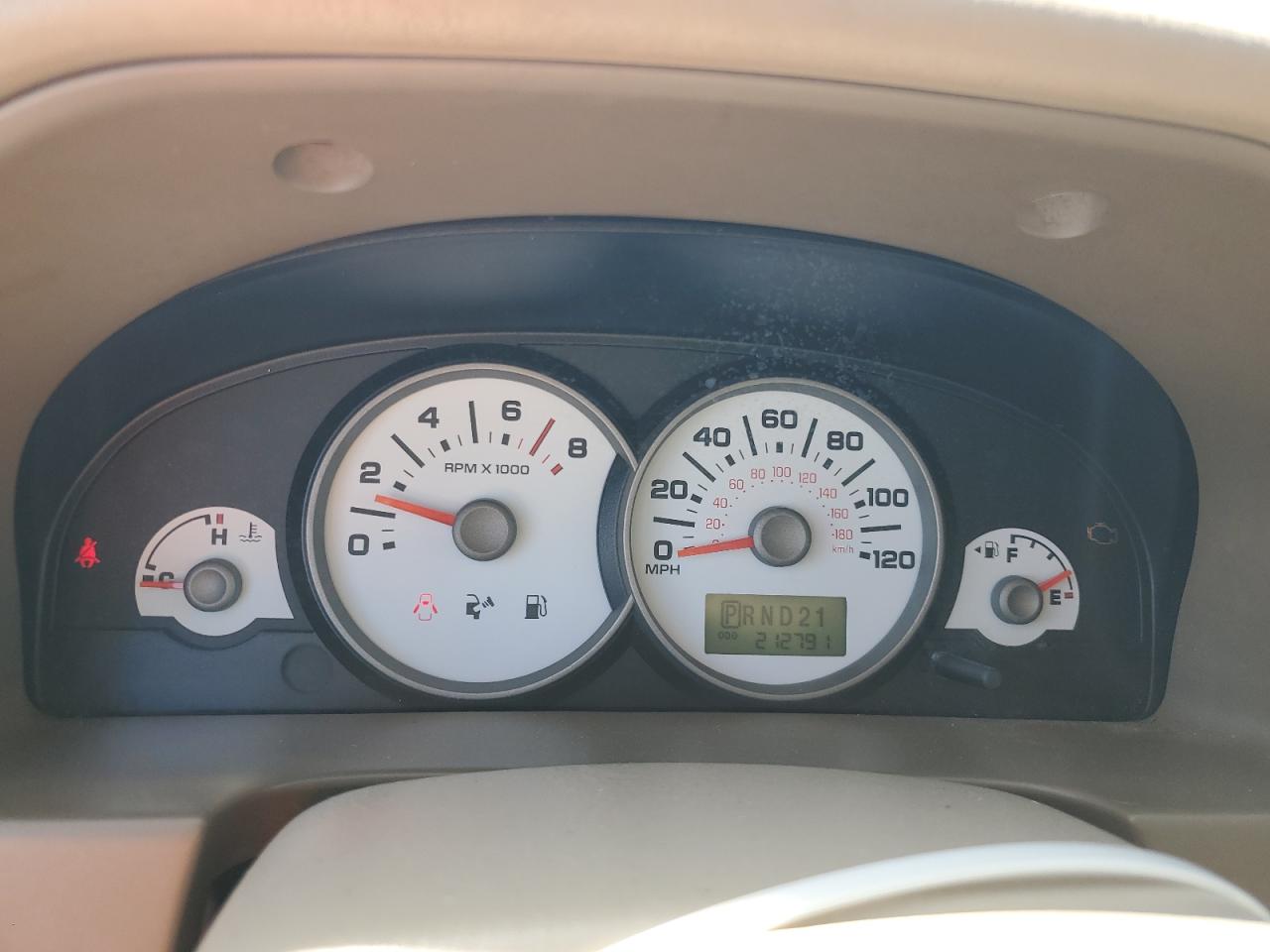 2006 Ford Escape - Image 9