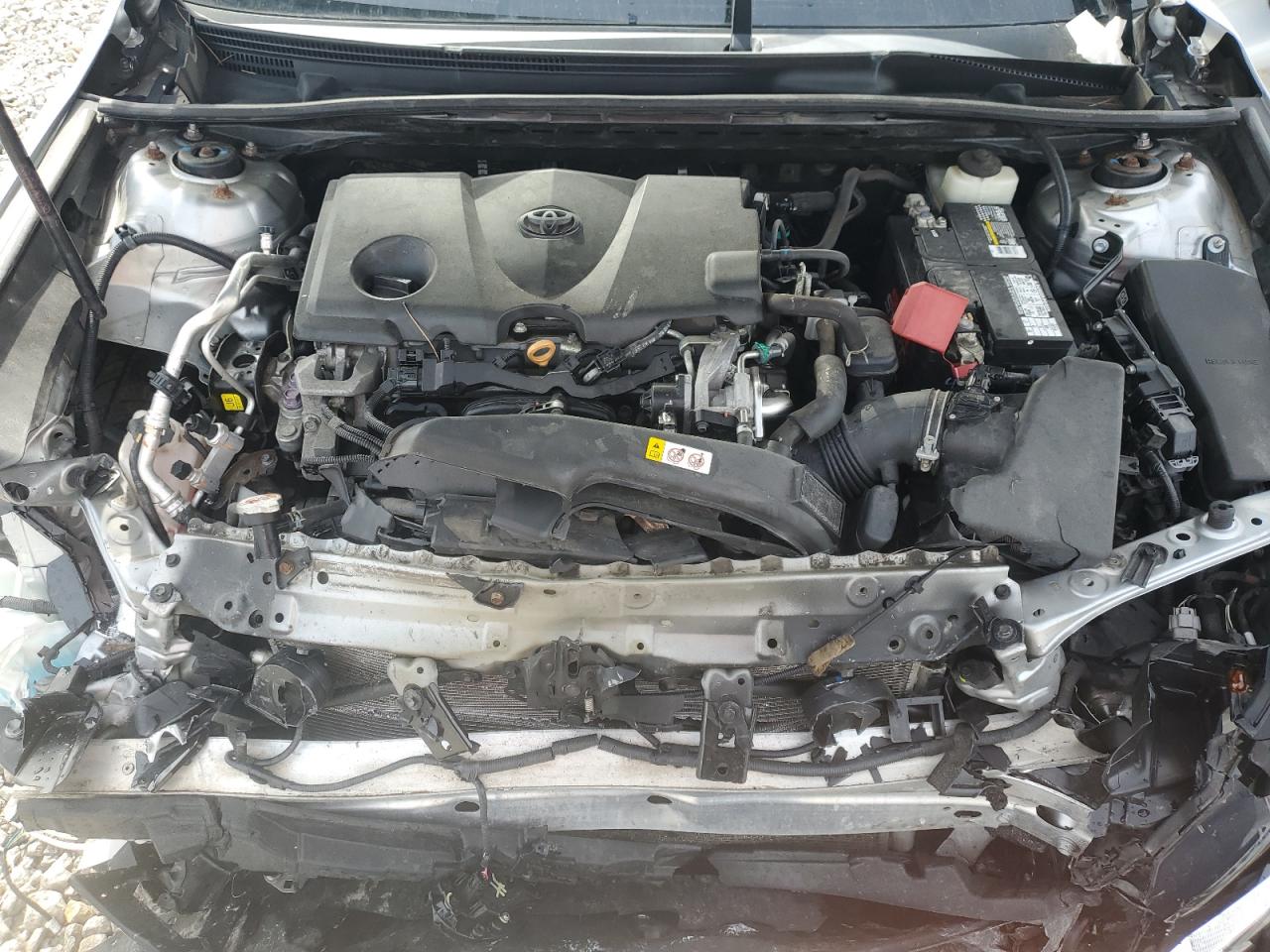 2018 Toyota Camry - Image 11