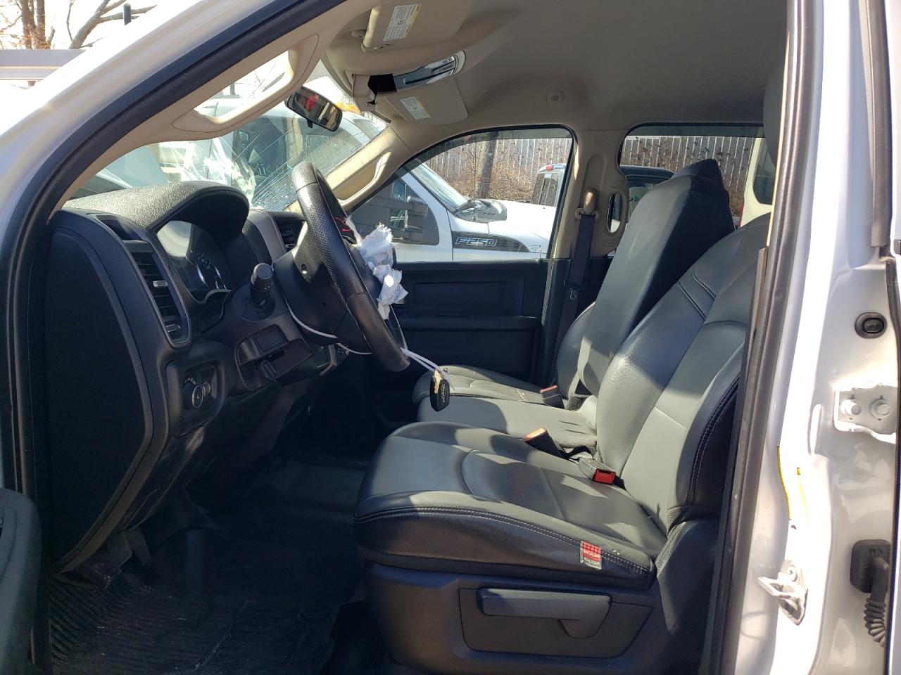 2019 RAM 3500 - Image 7