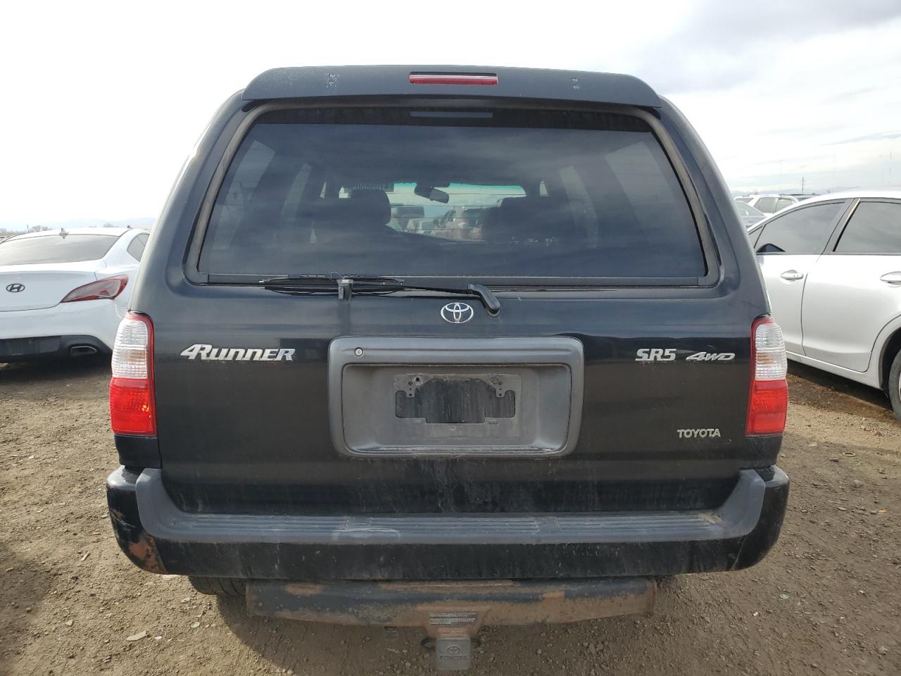 2001 Toyota 4Runner - Image 6