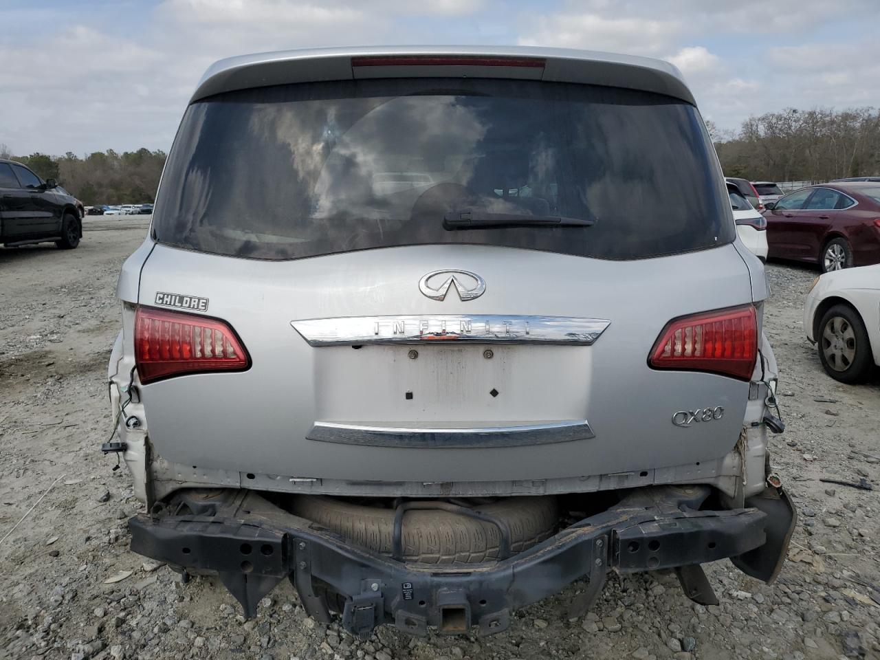 2017 Infiniti QX80 - Image 6