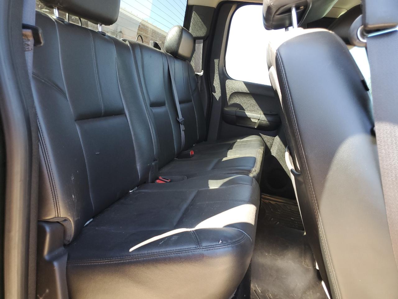 2012 GMC Sierra - Image 10
