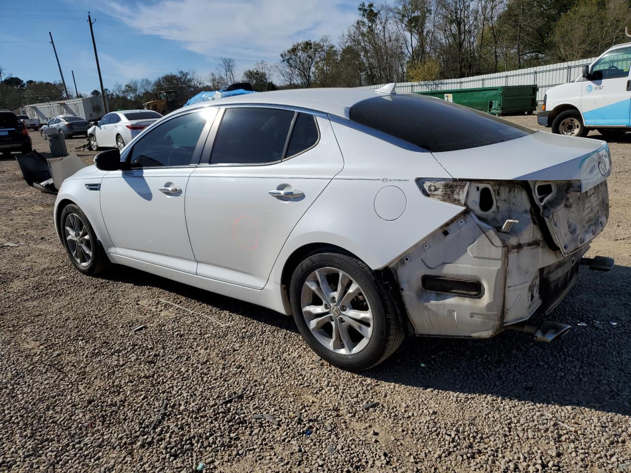 2011 Kia Optima - Image 2