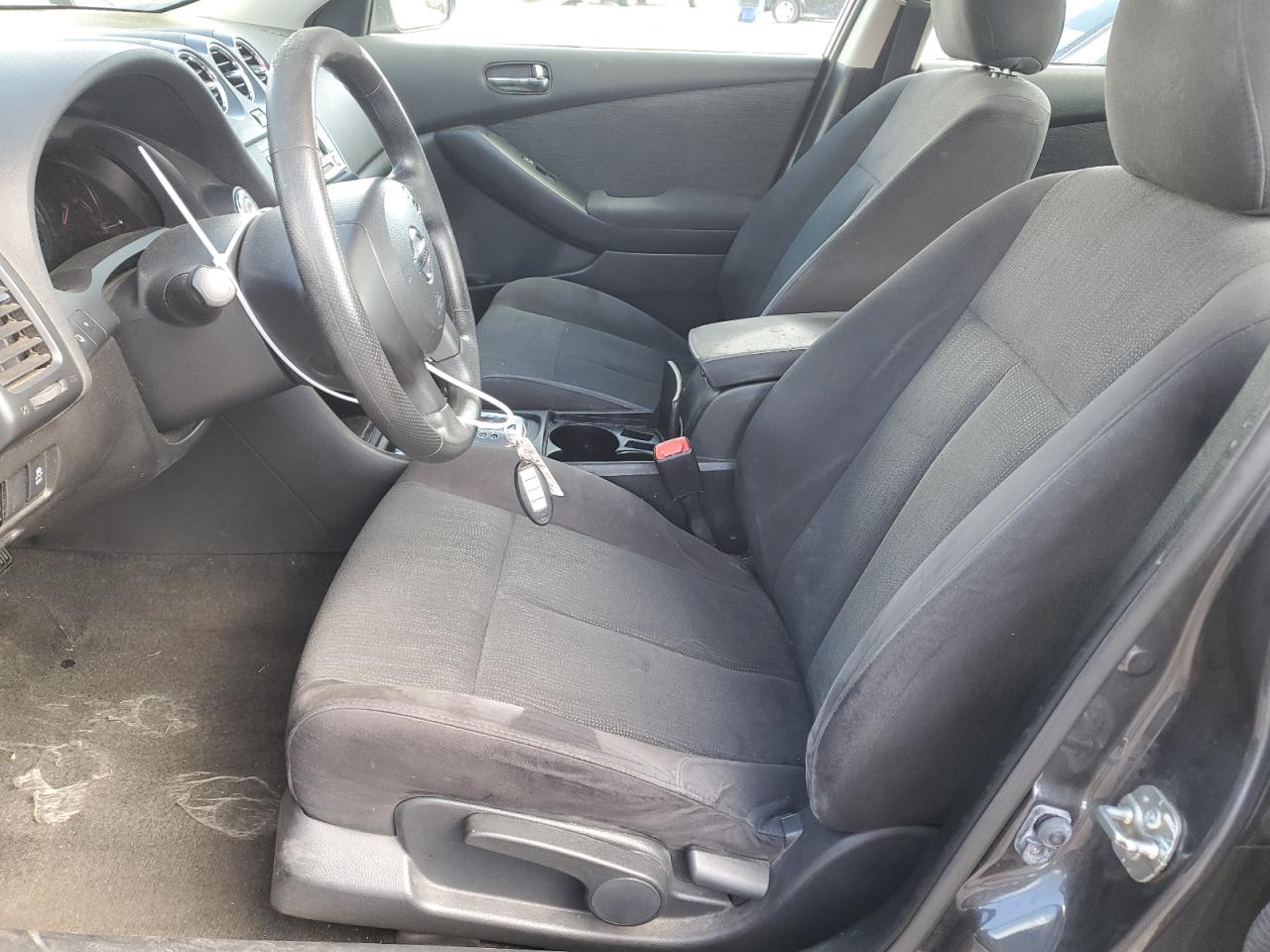 2012 Nissan Altima - Image 7