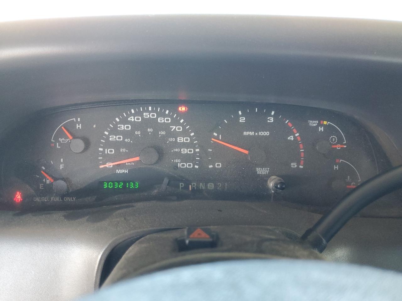 2003 Ford F250 - Image 9