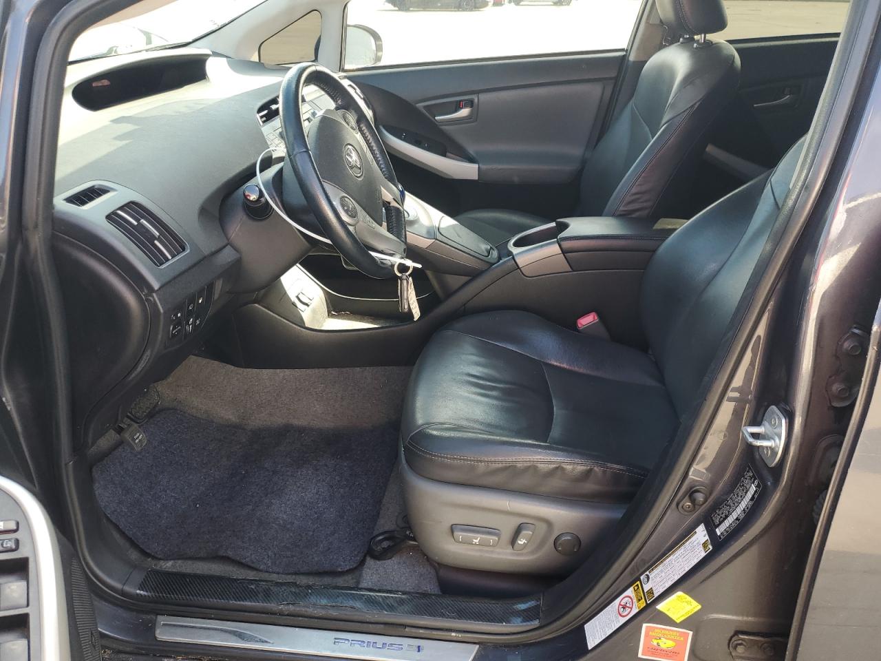 2012 Toyota Prius - Image 7