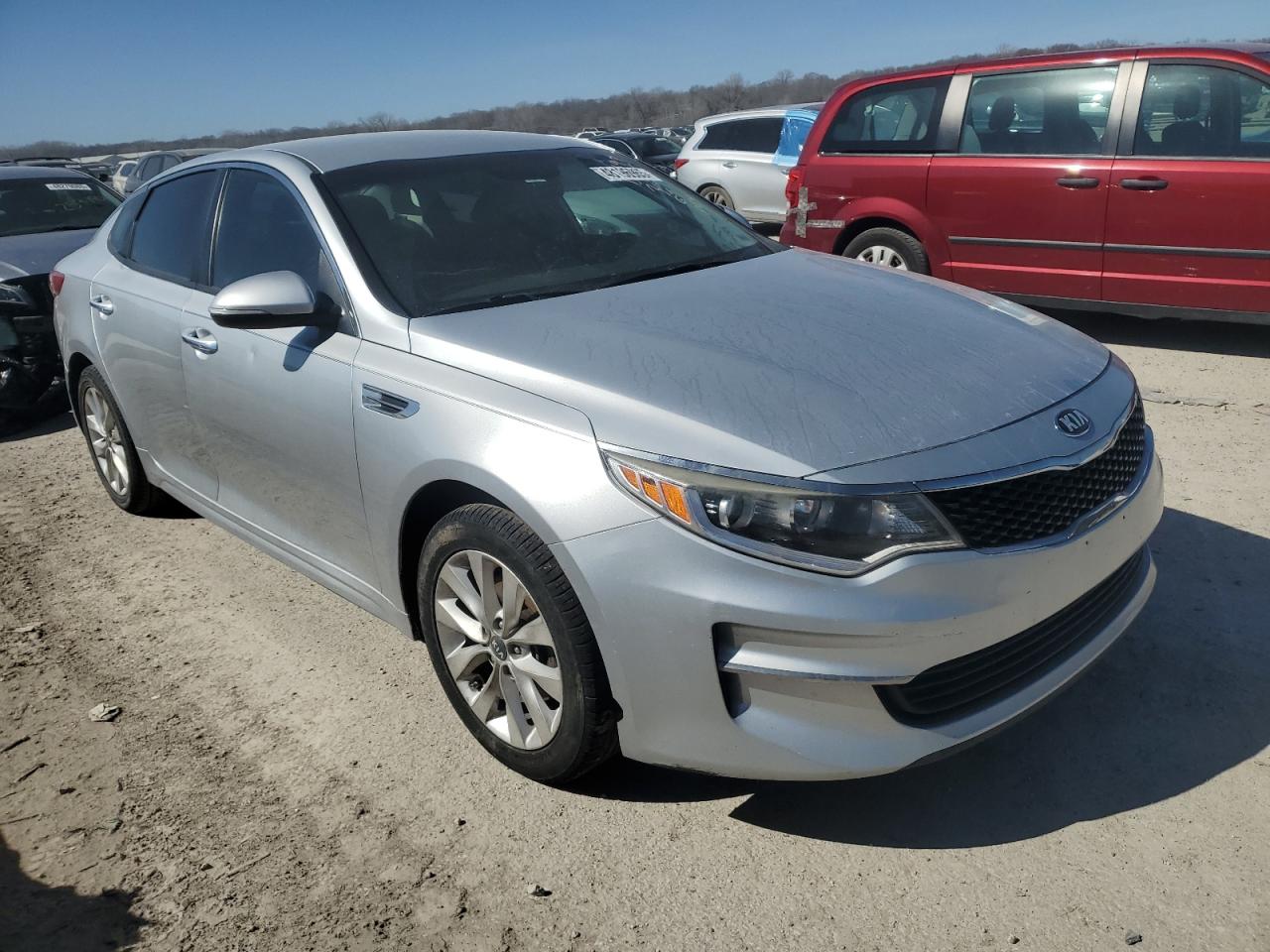 2017 Kia Optima - Image 4
