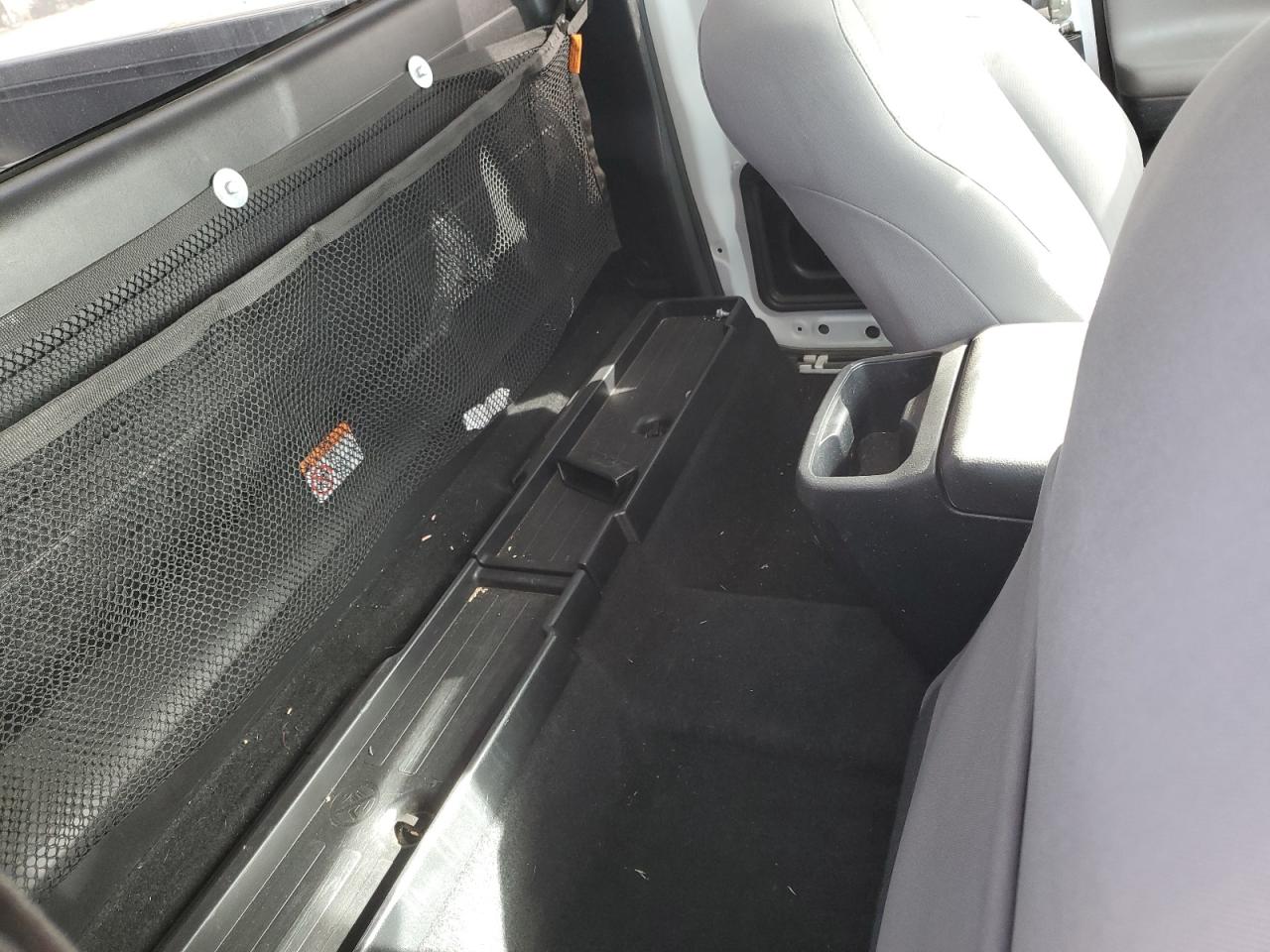 2019 Toyota Tacoma - Image 10