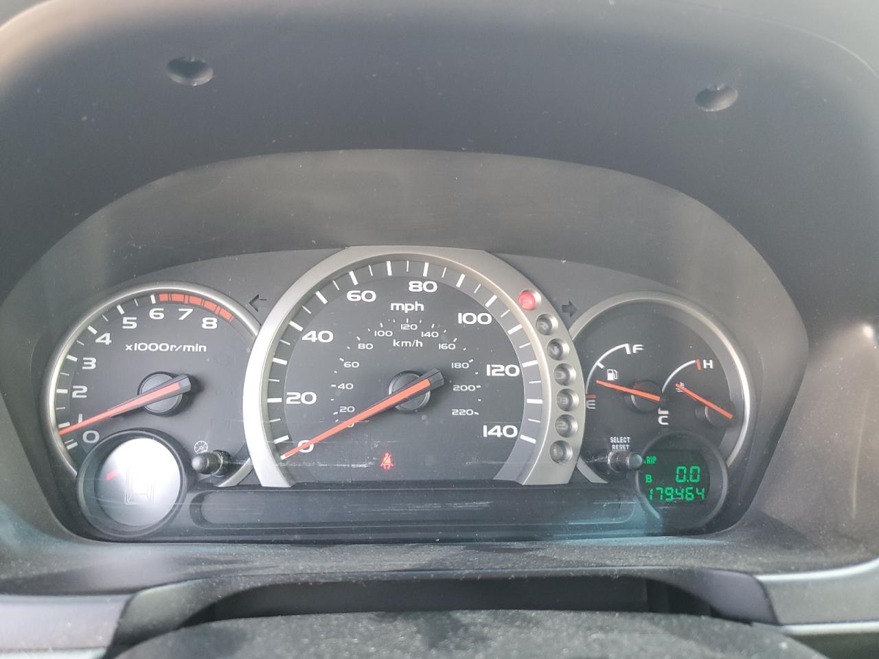 2004 Honda Pilot - Image 9
