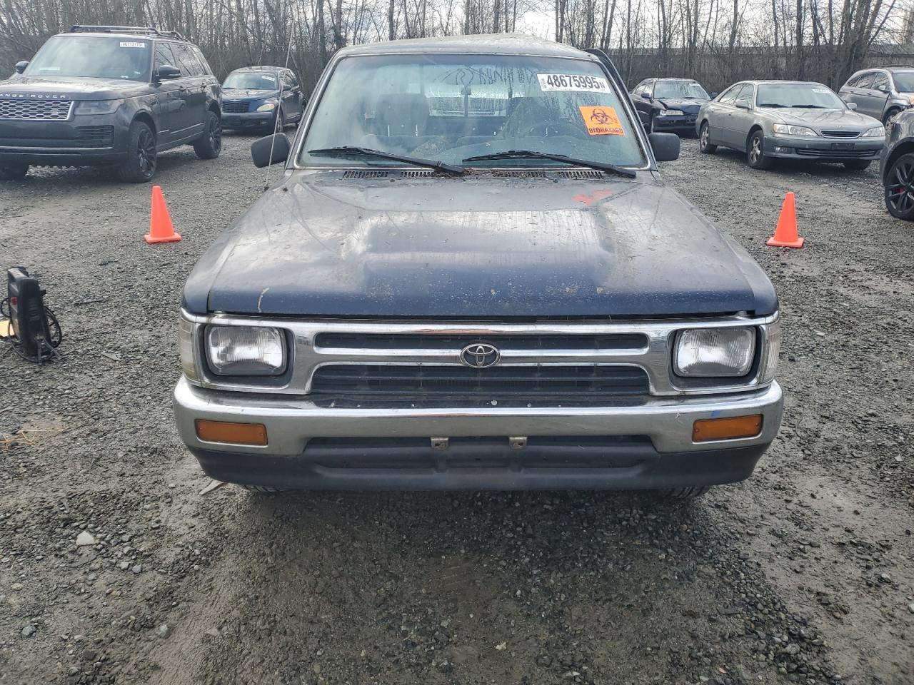 1994 Toyota Pickup - Image 5