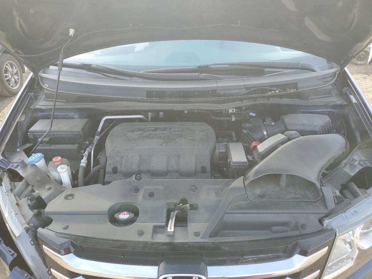 2016 Honda Odyssey - Image 12
