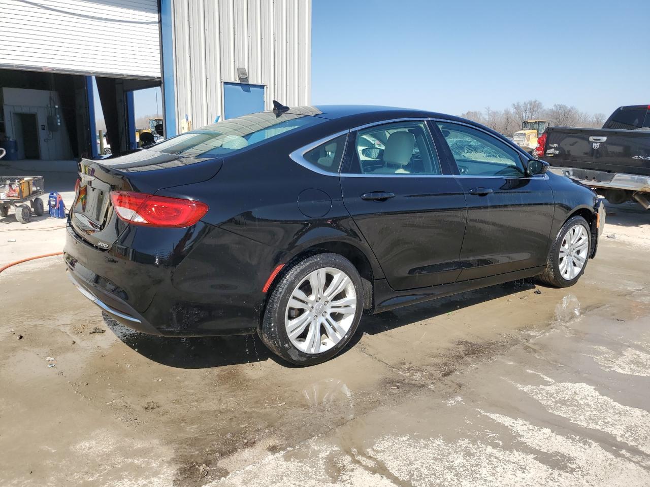 2016 Chrysler 200 - Image 3