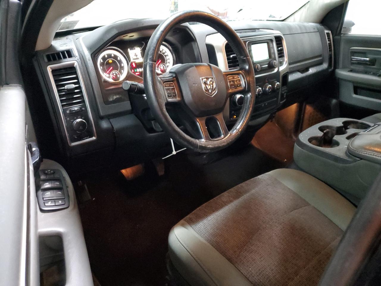 2015 RAM 1500 - Image 8
