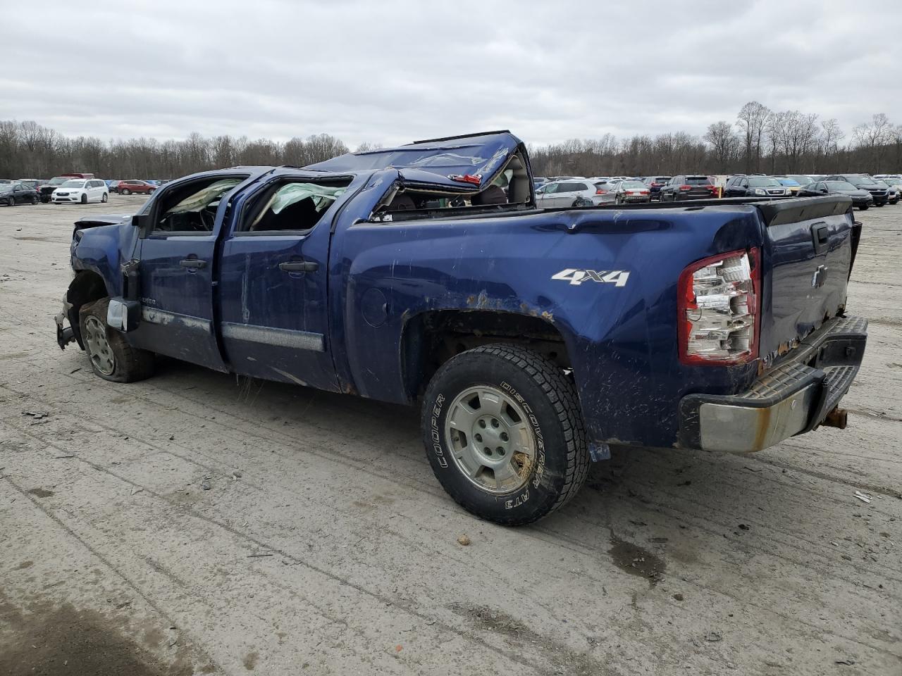 2013 Chevrolet Silverado - Image 2