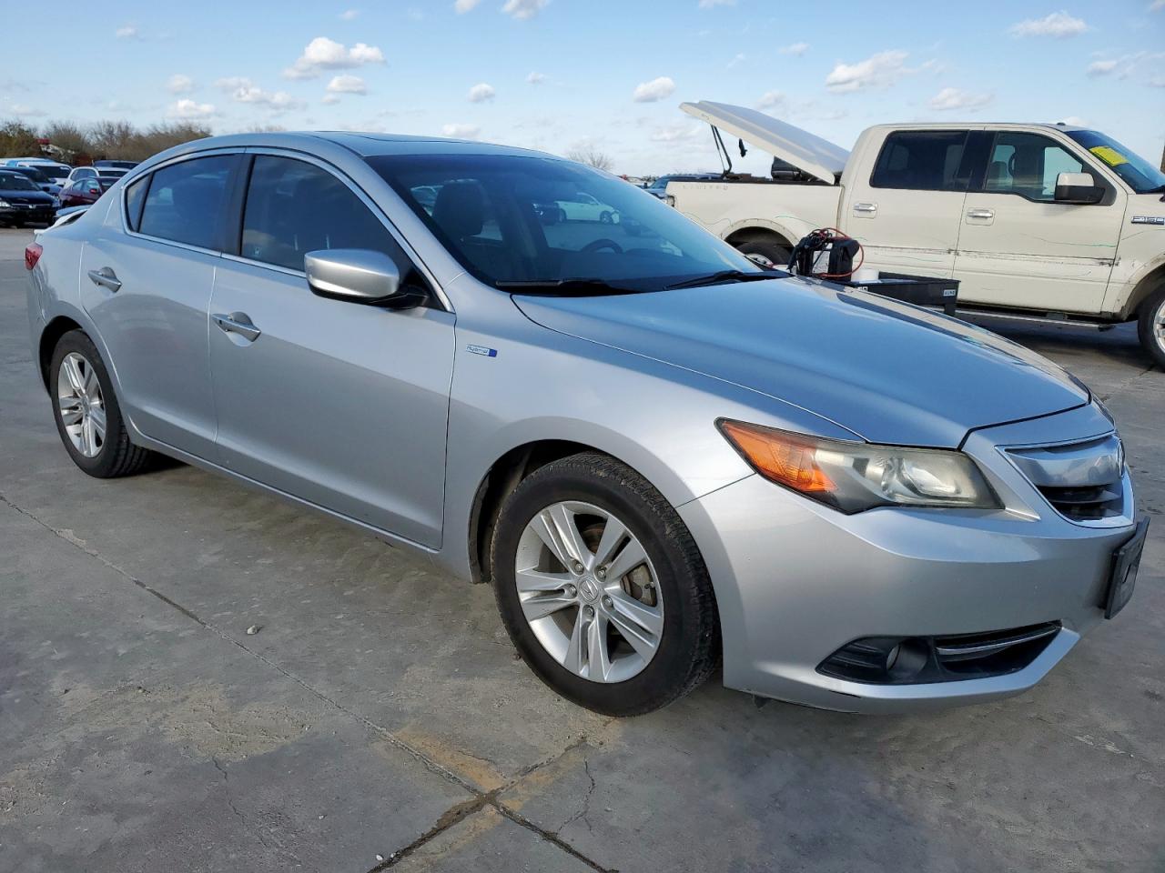 2013 Acura ILX - Image 4
