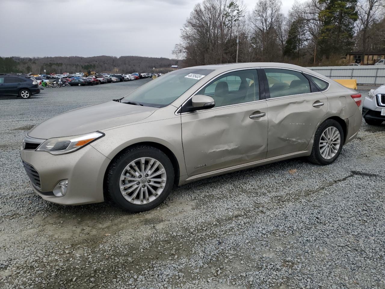 2014 Toyota Avalon - Image 1