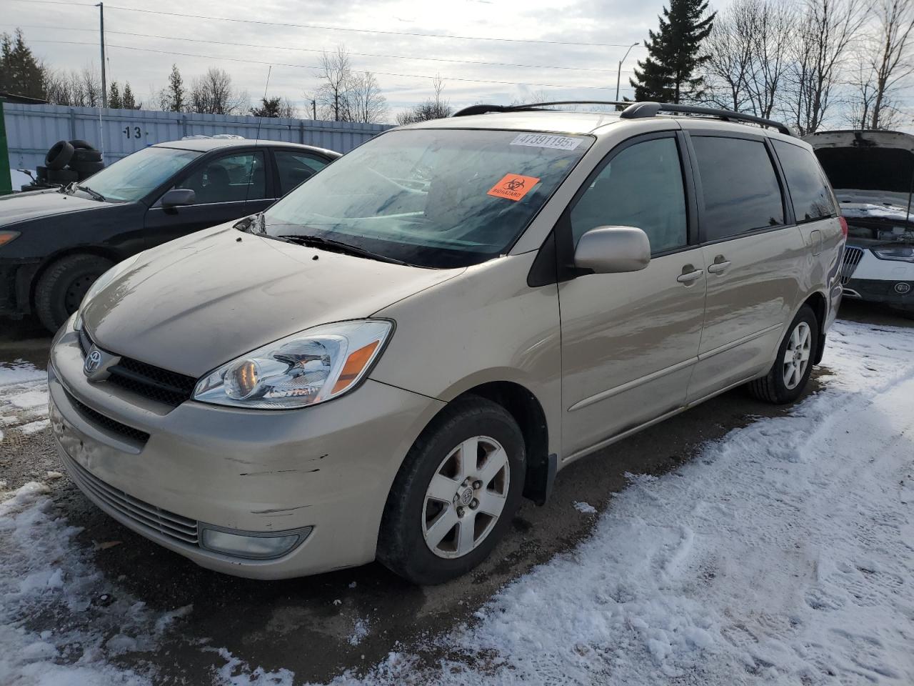 2004 Toyota Sienna - Image 1