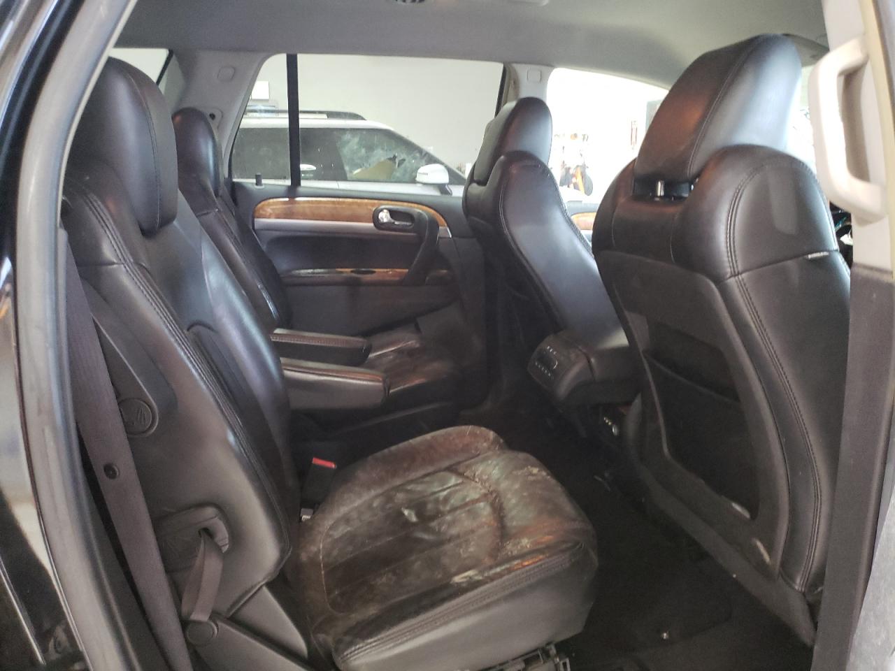 2010 Buick Enclave - Image 11