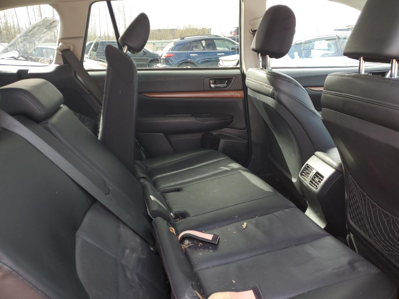2014 Subaru Outback - Image 11