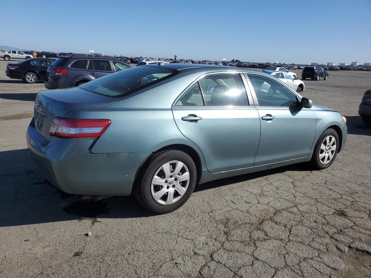 2011 Toyota Camry - Image 3