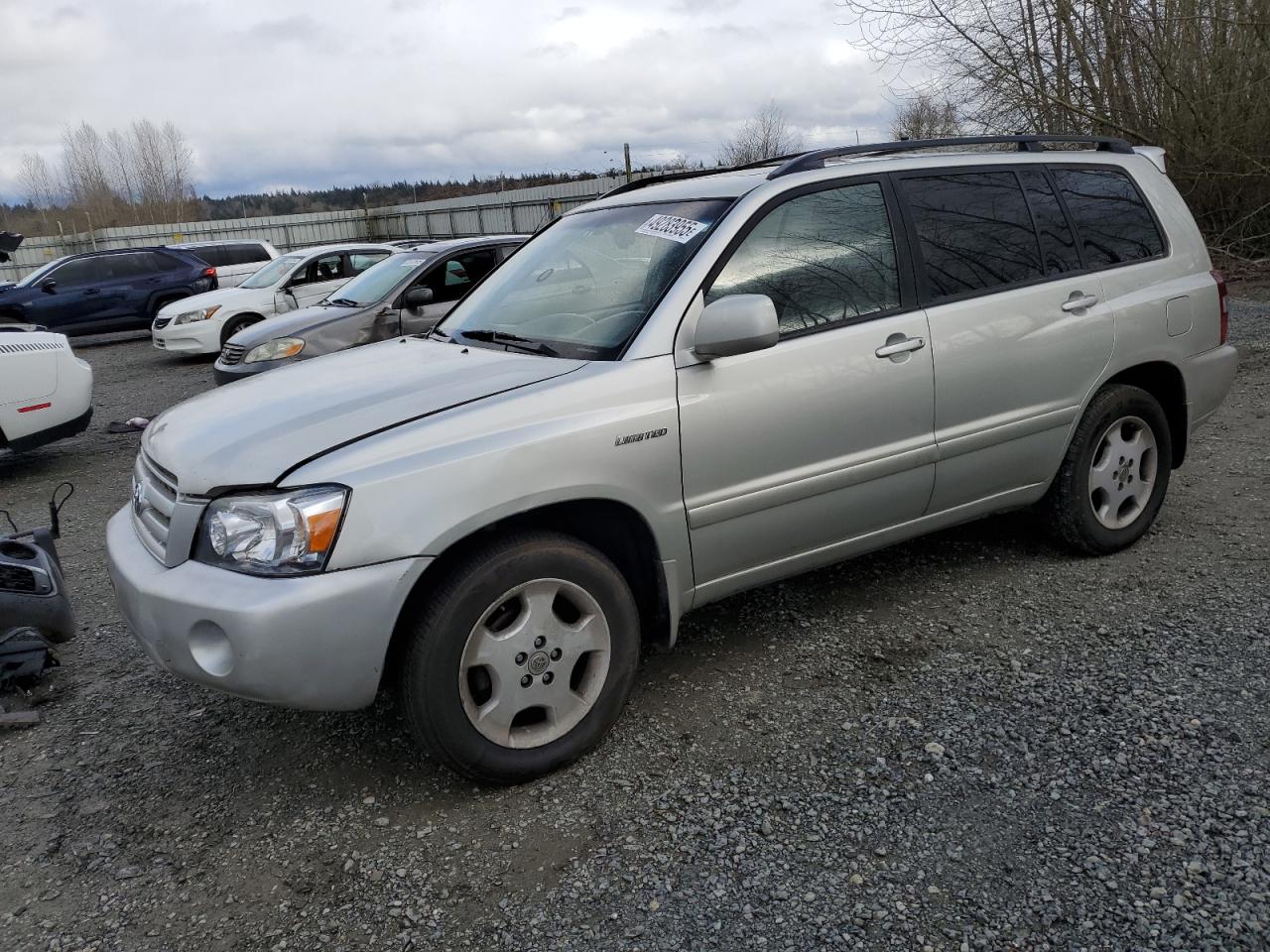 2004 Toyota Highlander  продається в Arlington, WA - Side