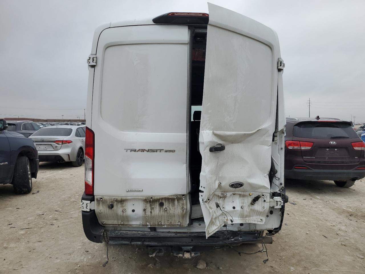 2020 Ford Transit - Image 6
